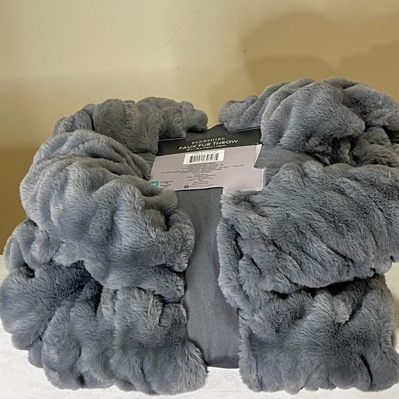 Berkshire Faux Fur Throw in Gray - Picture 3 of 7